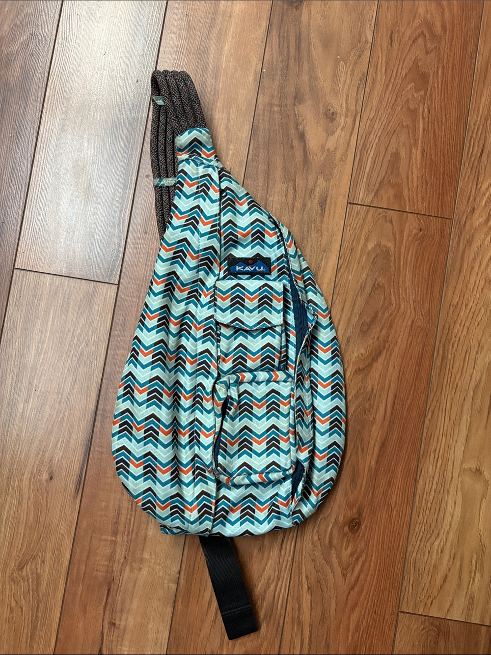 KAVU
